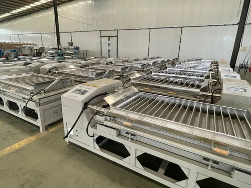 大爆乳吃奶激情丰满少妇漫画